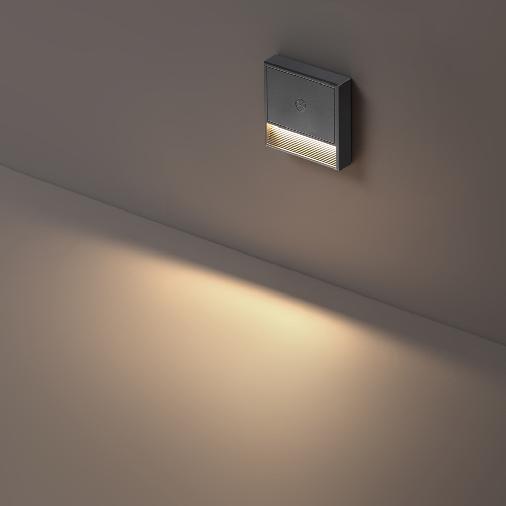 359710 OVER NT25 434 серый Светильник накладной сенсорный для лестниц IP20 LED 0.4W 3000К 1000mAh Li-ion, 5V VESPERA