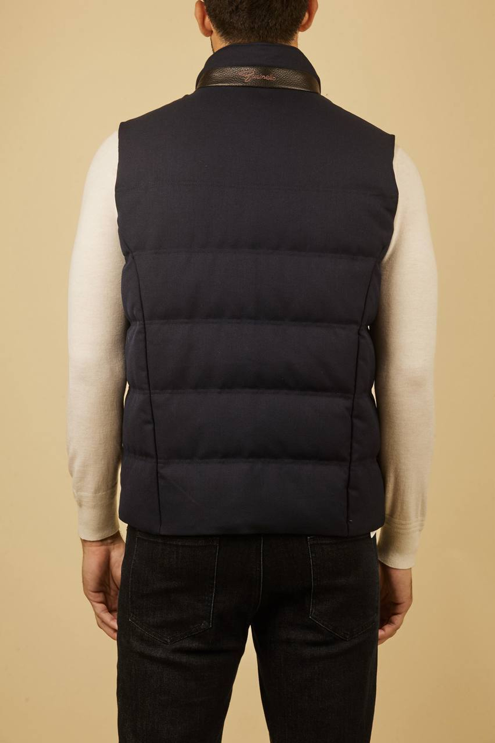 Безрукавка Racinello