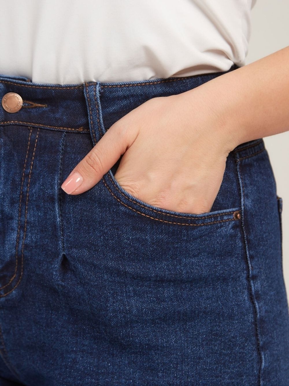 Джинсы бананы