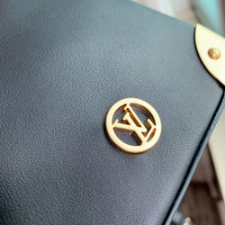Louis Vuitton Noe Purse