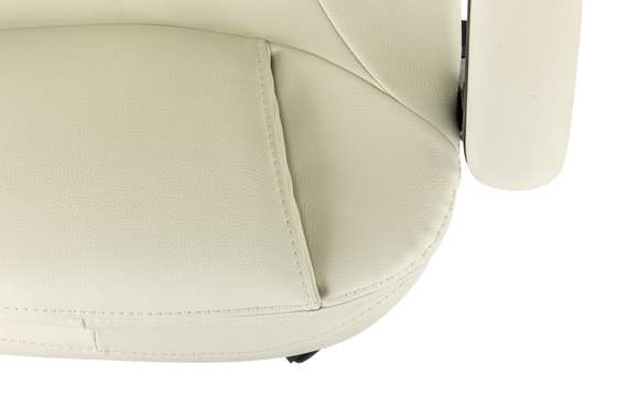 Кресло руководителя Бюрократ CH-868N-BF слоновая кость эко.кожа крестов. пластик подст.для ног