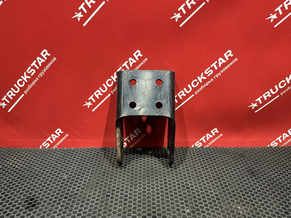 Кронштейн амортизатора заднего