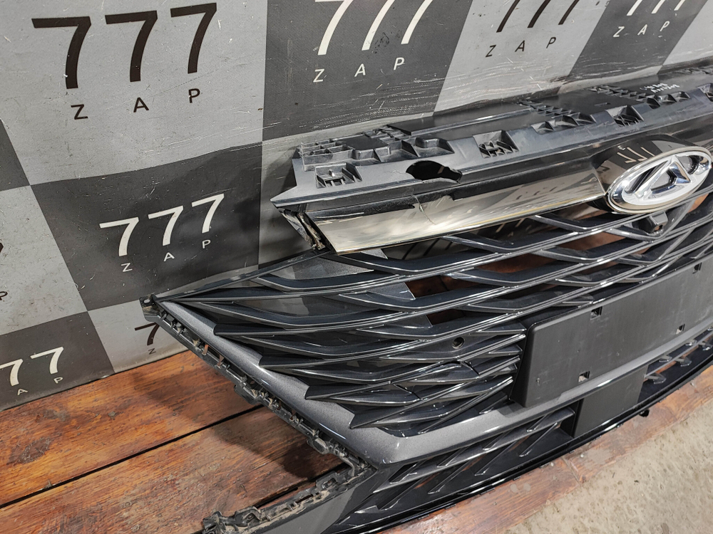 Решетка радиатора Chery Arrizo 8 22-нв Б/У Оригинал 602004106AA