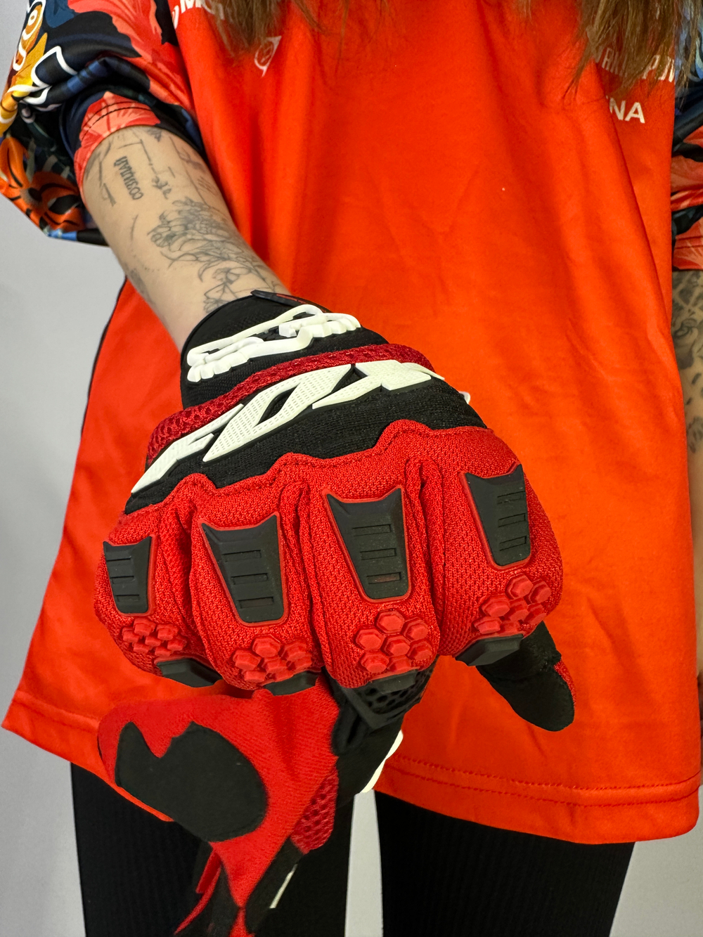 Перчатки FOX