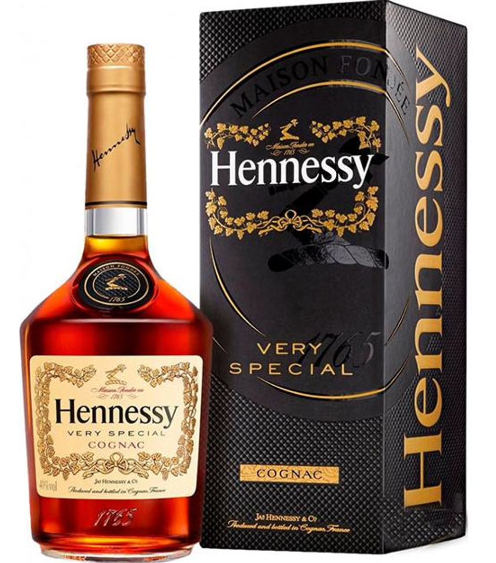 Коньяк Hennessy V.S. 0,7 л.