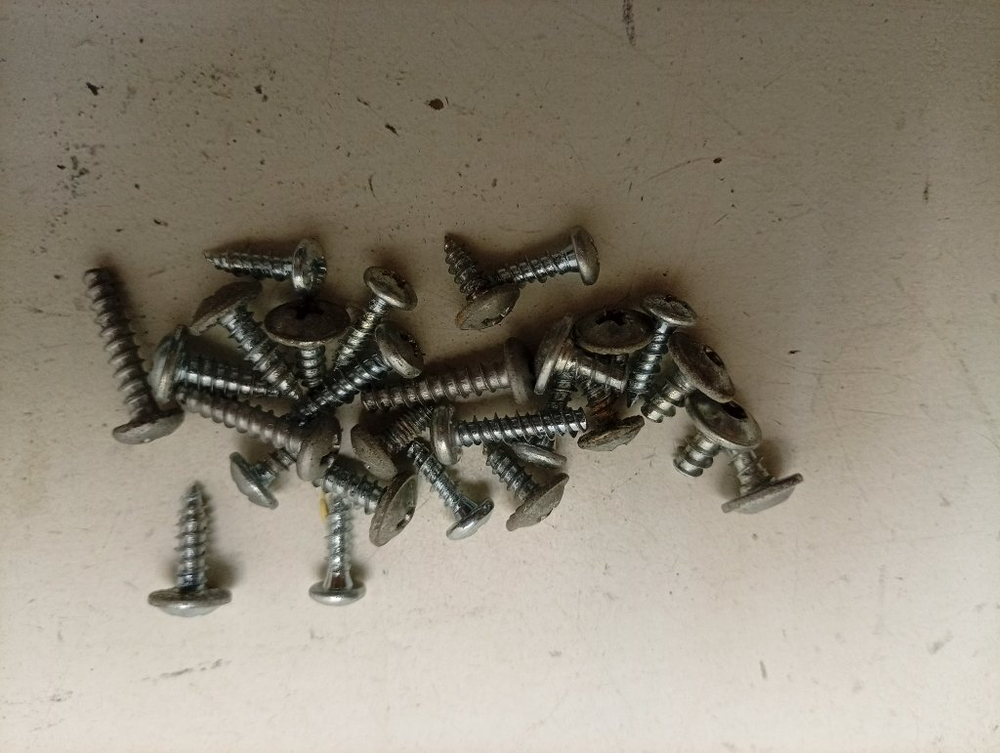 IWSE6125 кт72 Крепеж и хомуты для стиральной машины Indesit IWSE6125 б/у