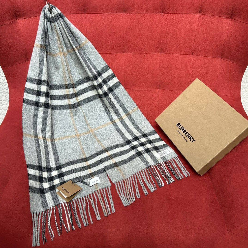 Шарф Burberry