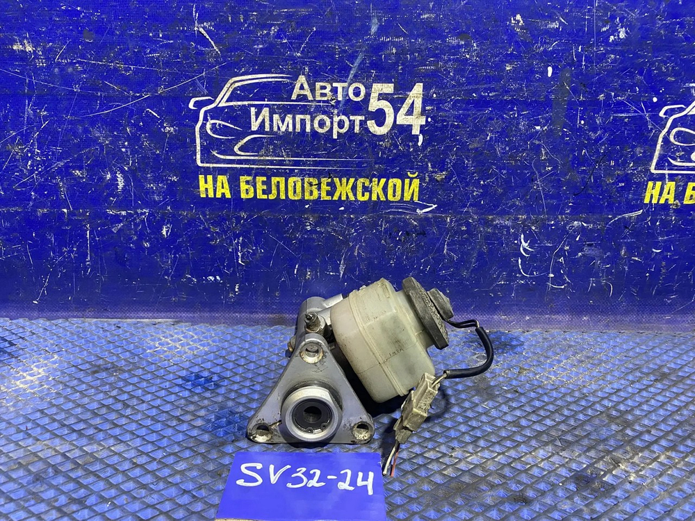 Главный тормозной цилиндр TOYOTA CAMRY 1993