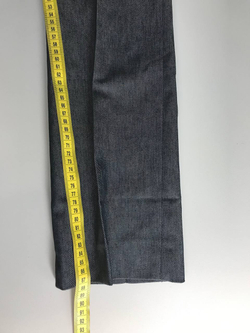 Брюки Zara обтягивающего кроя, маркировка 36, визуально на 42 размер