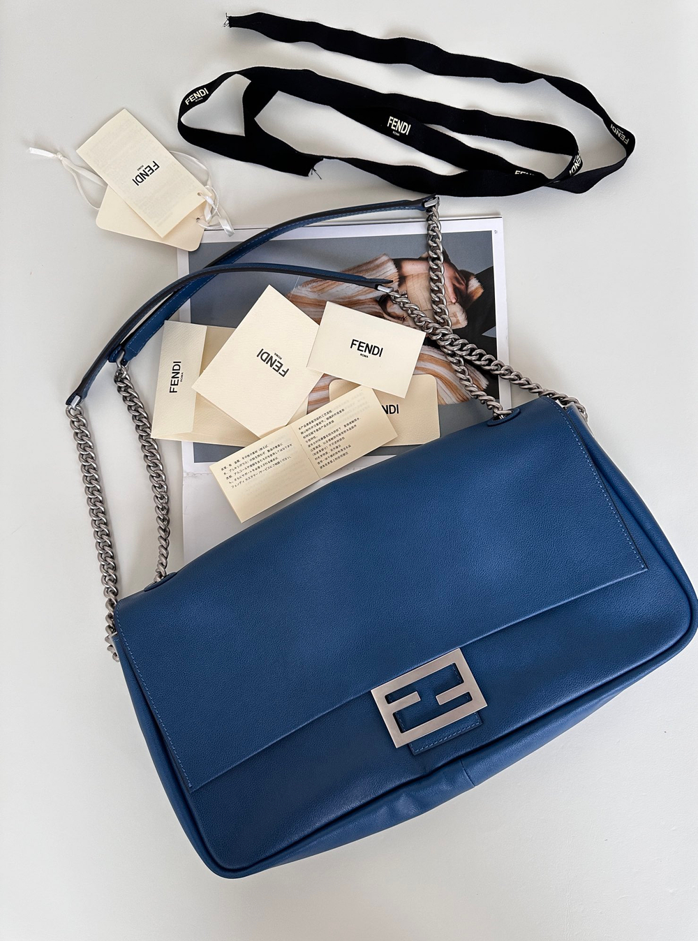 Fendi Baguette Chain Large 39 cm