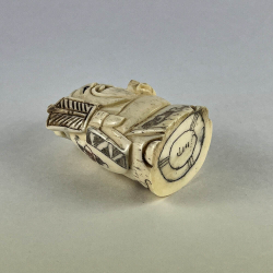 Статуэтка нэцкэ Чжан Голао – воплощение мудрости