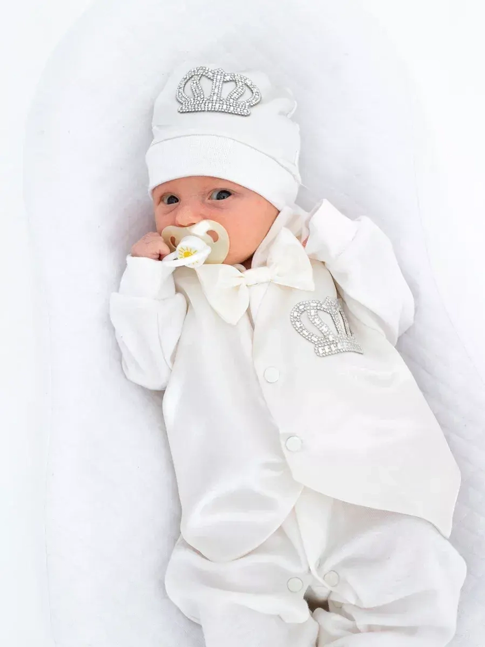 Комбинезон для новорожденного на выписку