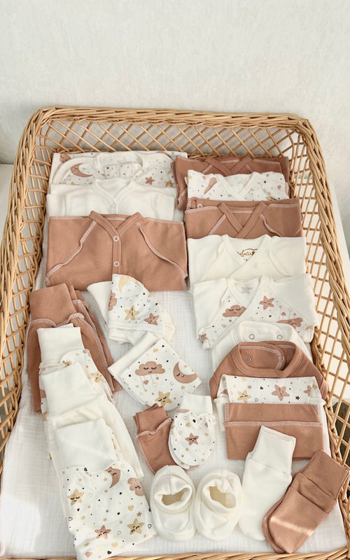 Комплект одежды из 25 предметов «Карамельные облачка »