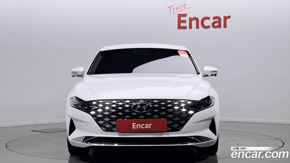 Hyundai The New Grandeur (Azera) IG 2.5 (11.2021)