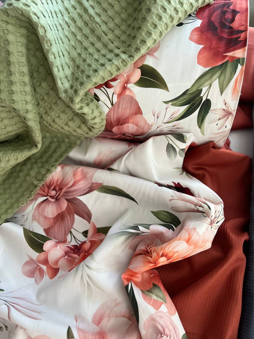 Поплин «Пионы premium»