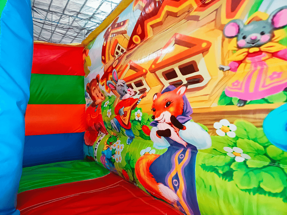 Надувной батут-горка «Славянский», 6x4x4.5 м