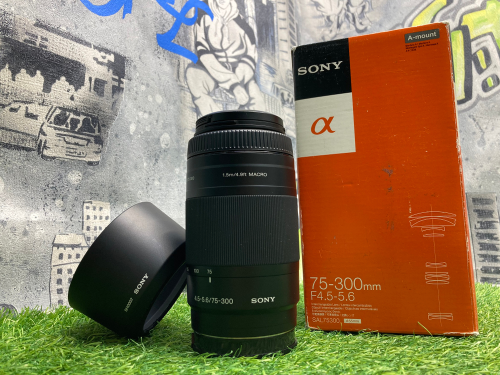 Sony 75-300mm 4.5-5.6 (SAL-75300)