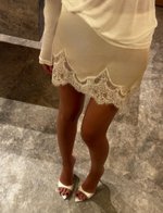 Юбка шелк мини с кружевом молочная