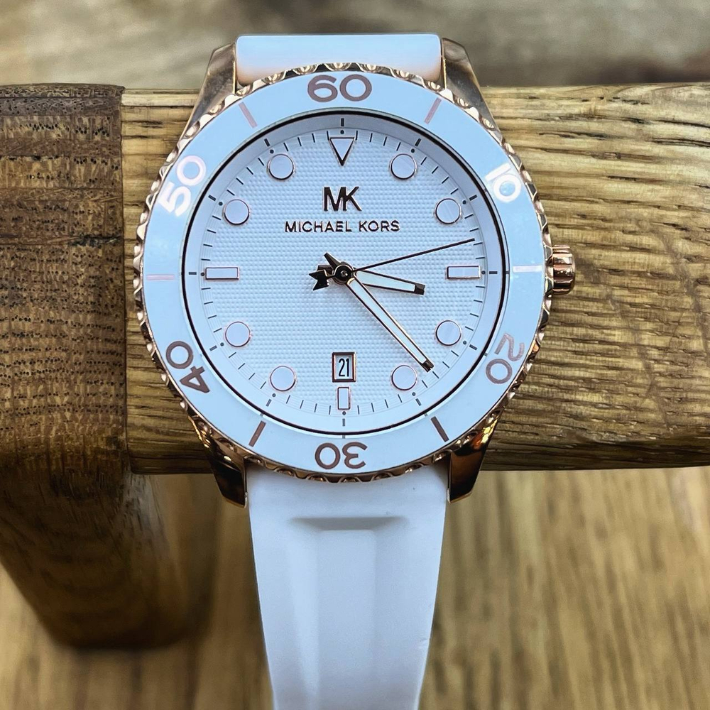 Часы Michael Kors
