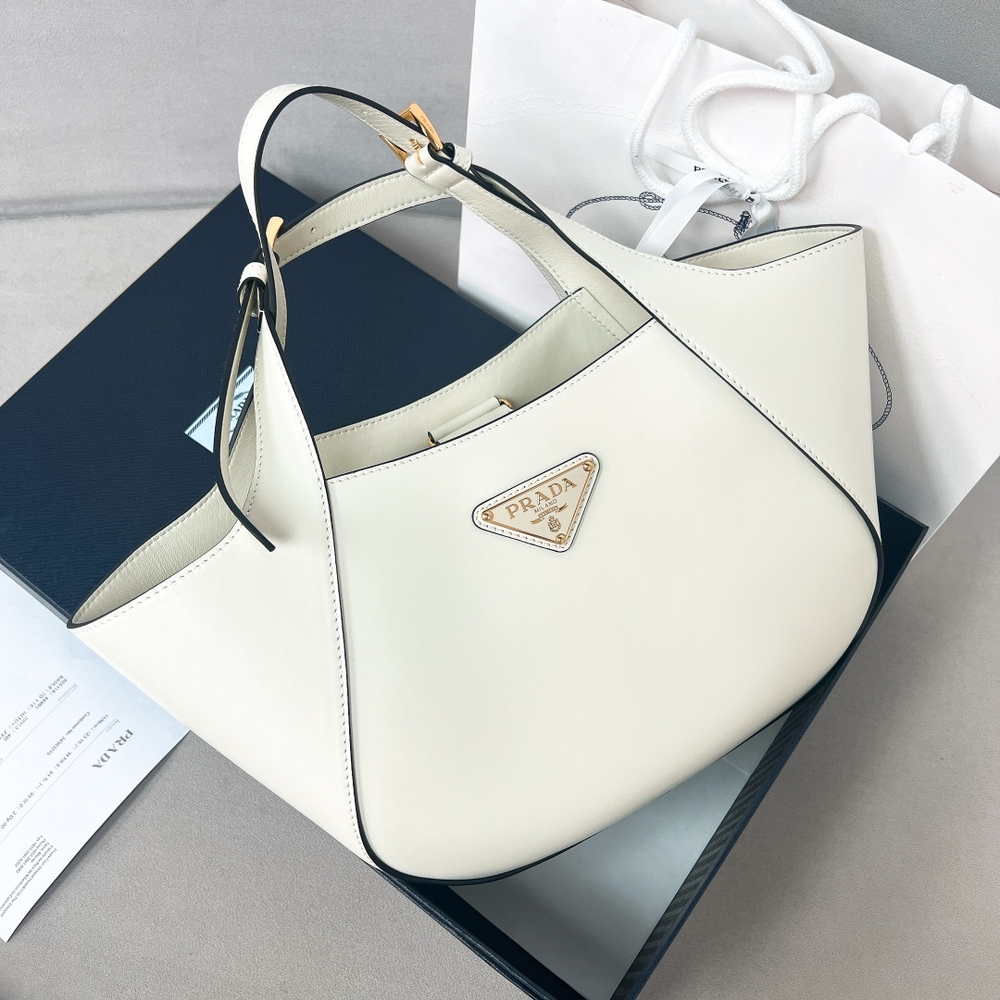 Prada Bag 28 cm