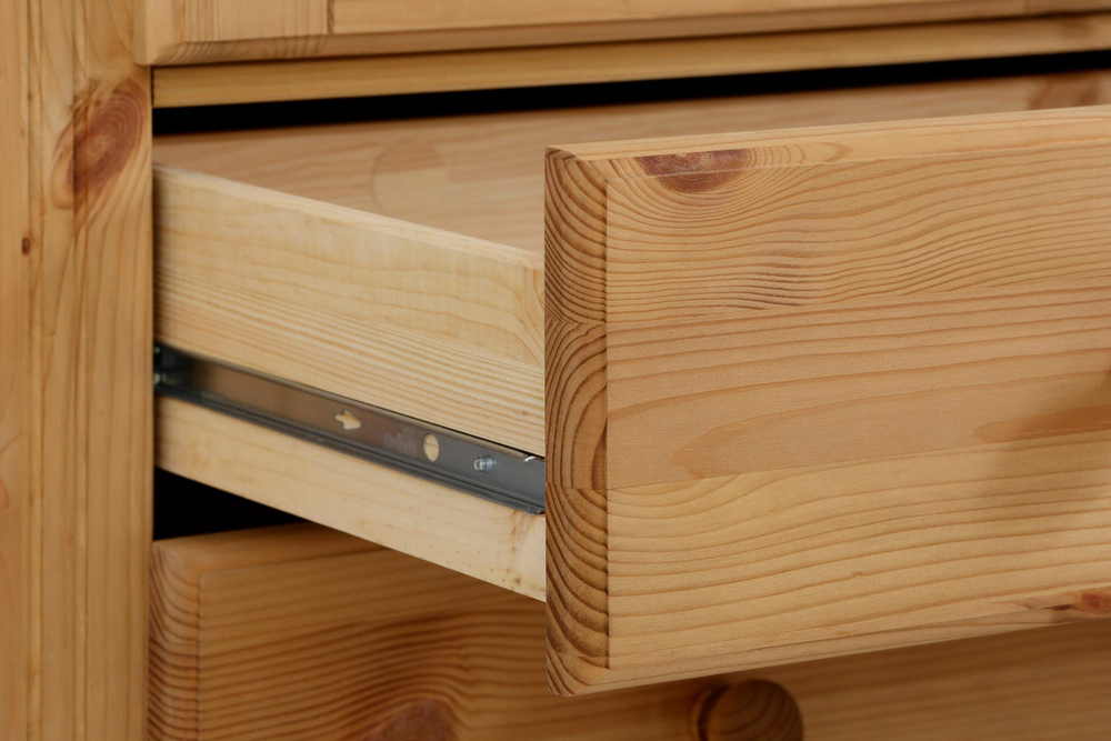 Шкаф распашной