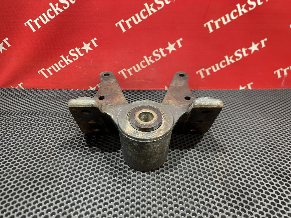 Кронштейн передней рессоры