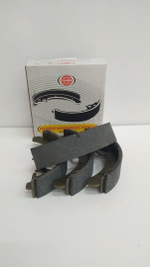 Колодки барабанного тормоза задняя STARNER S541118 для Lada Kalina 1118, Priora 2170