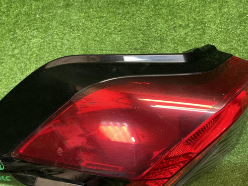 Фонарь левый внешний Toyota RAV4 5 XA50 (18-нв)