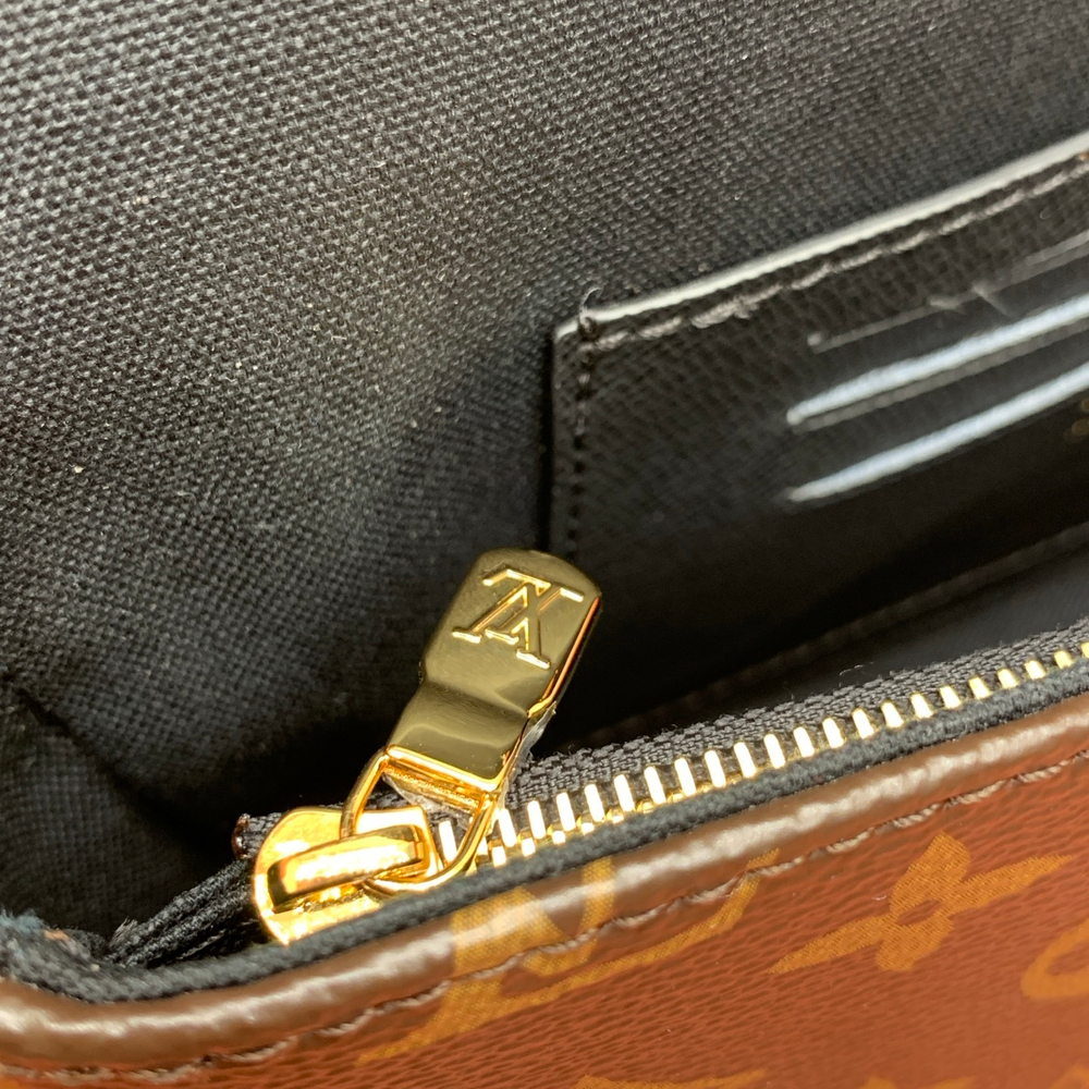 Louis Vuitton Wallet on Chain Ivy