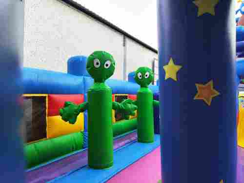 Коммерческий батут "Космические зверята" 12*6*6 м