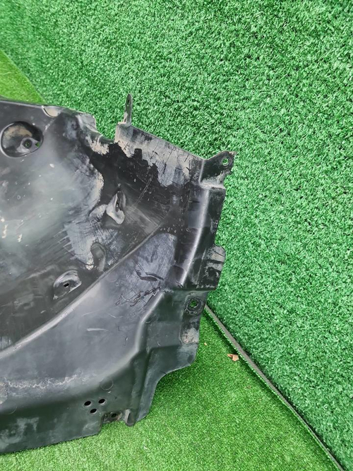 Подкрылок передний правый BMW X3 G01 (2017-2021)