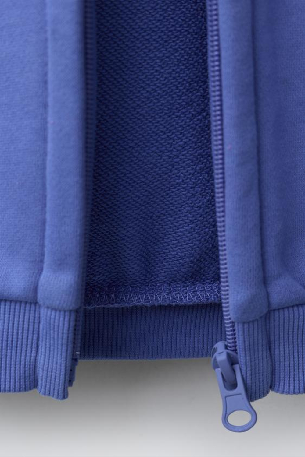 ZARA ОДНОТОННАЯ ТОЛСТОВКА НА МОЛНИИ, СИНИЙ