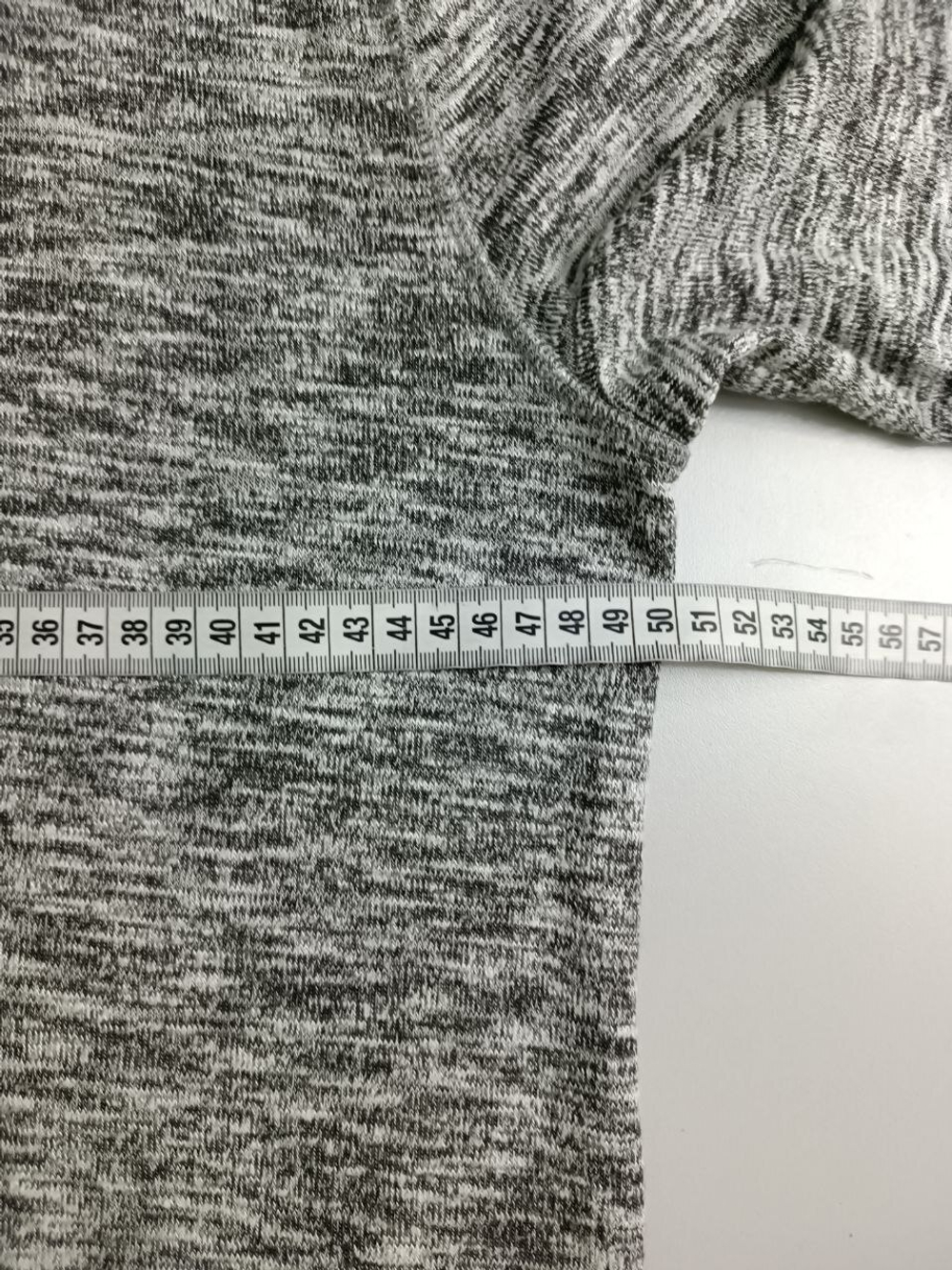 Кофта ClockHouse с капюшоном без застежки 46 размер