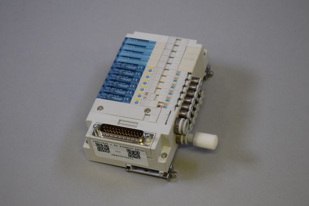 SMC SS5J2-OAP01844 + 6x SJ2A60T-5NCZD-C4-X37