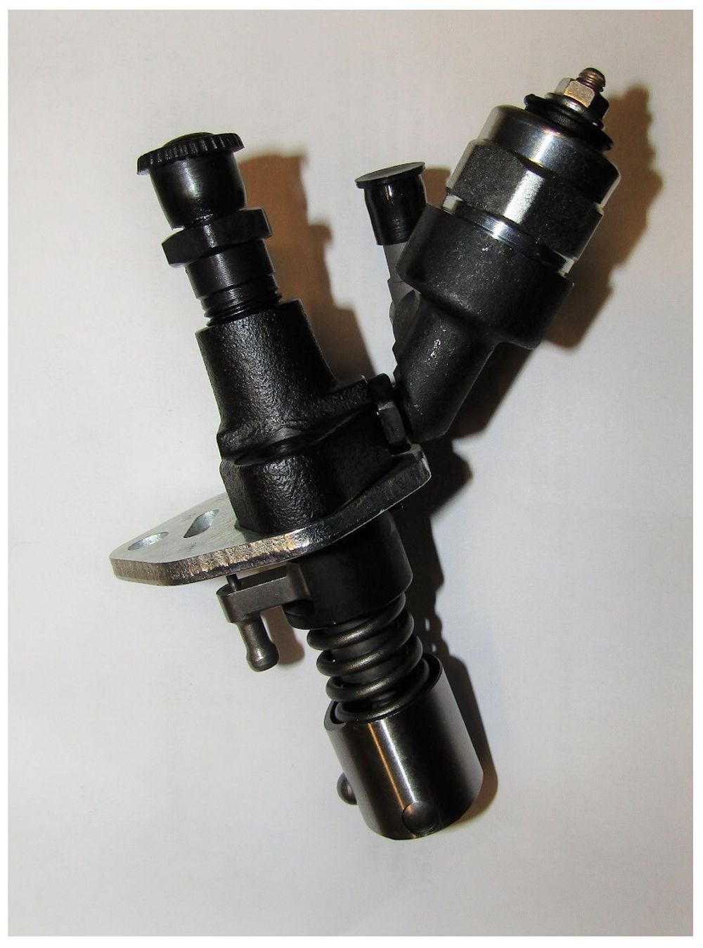 Насос топливный высокого давления с электроклапаном SDG 6500,NJ192, KD192FE, (L=21 мм) /Fuel Injection Pump