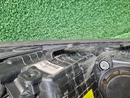 Фара левая Hyundai Santa Fe 3 DM (12-16) ксенон