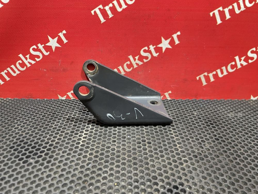 Кронштейн амортизатора заднего 2018г