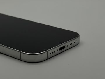 iPhone 16 Pro 256Gb White Titanium