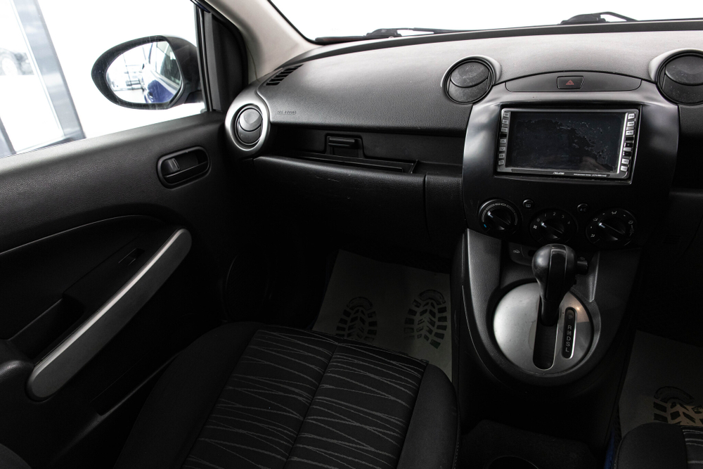 Mazda Demio, 2008 год