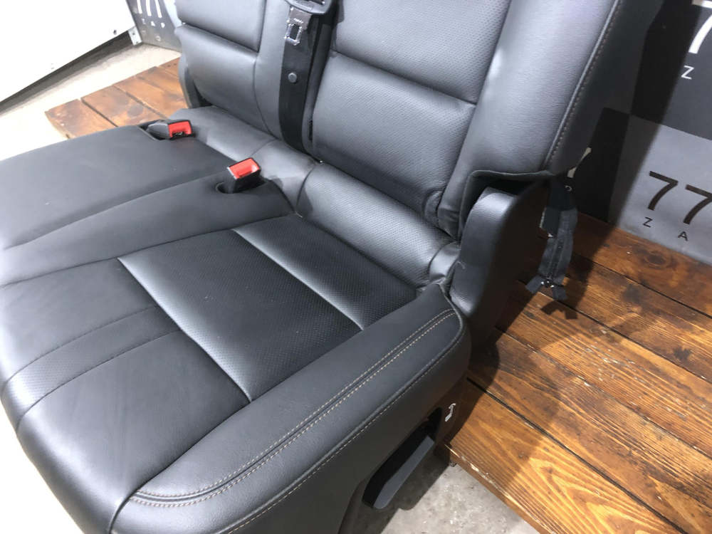 Левое сиденье второго ряда в сборе GAC GS8 1 16-нв Б/У Оригинал 6330093CAD0301SA2