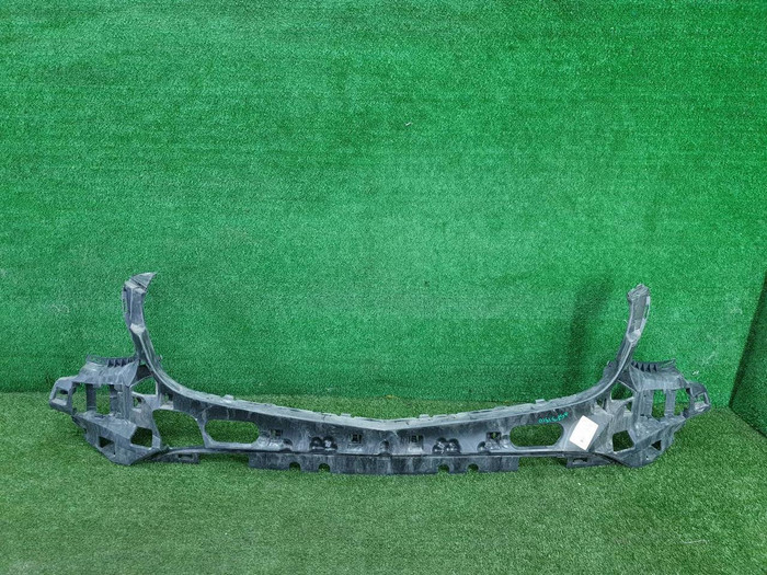 Кронштейн переднего бампера Mercedes GLC X253 (2015-2019) AMG