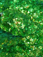 Хлопья - слюда 88708 Зелёный топаз - для литья изделий и творчества