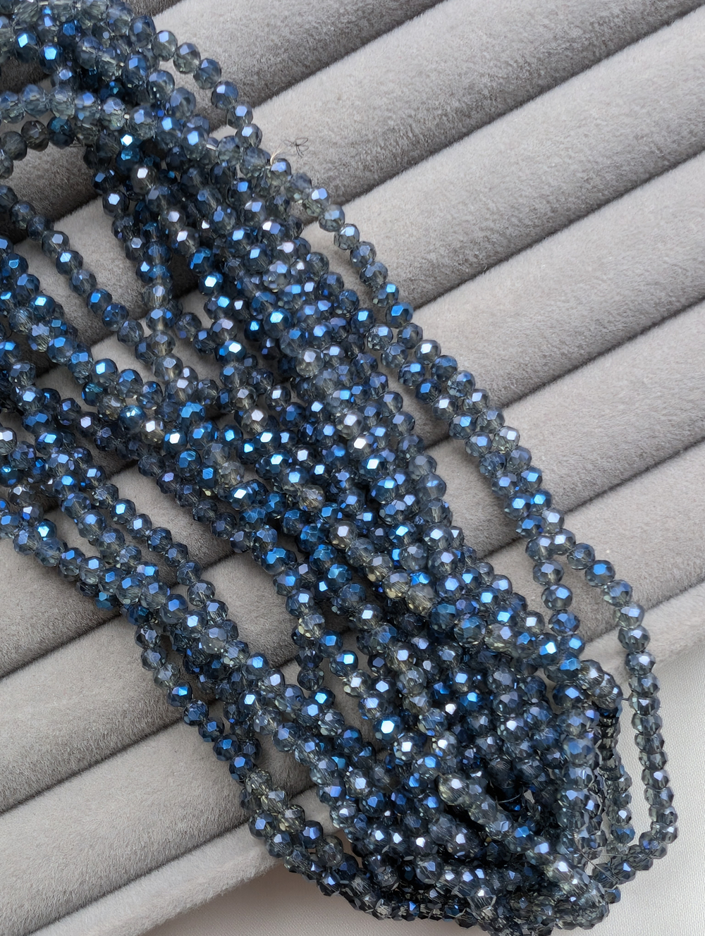 Бусины стеклянные рондель 3мм