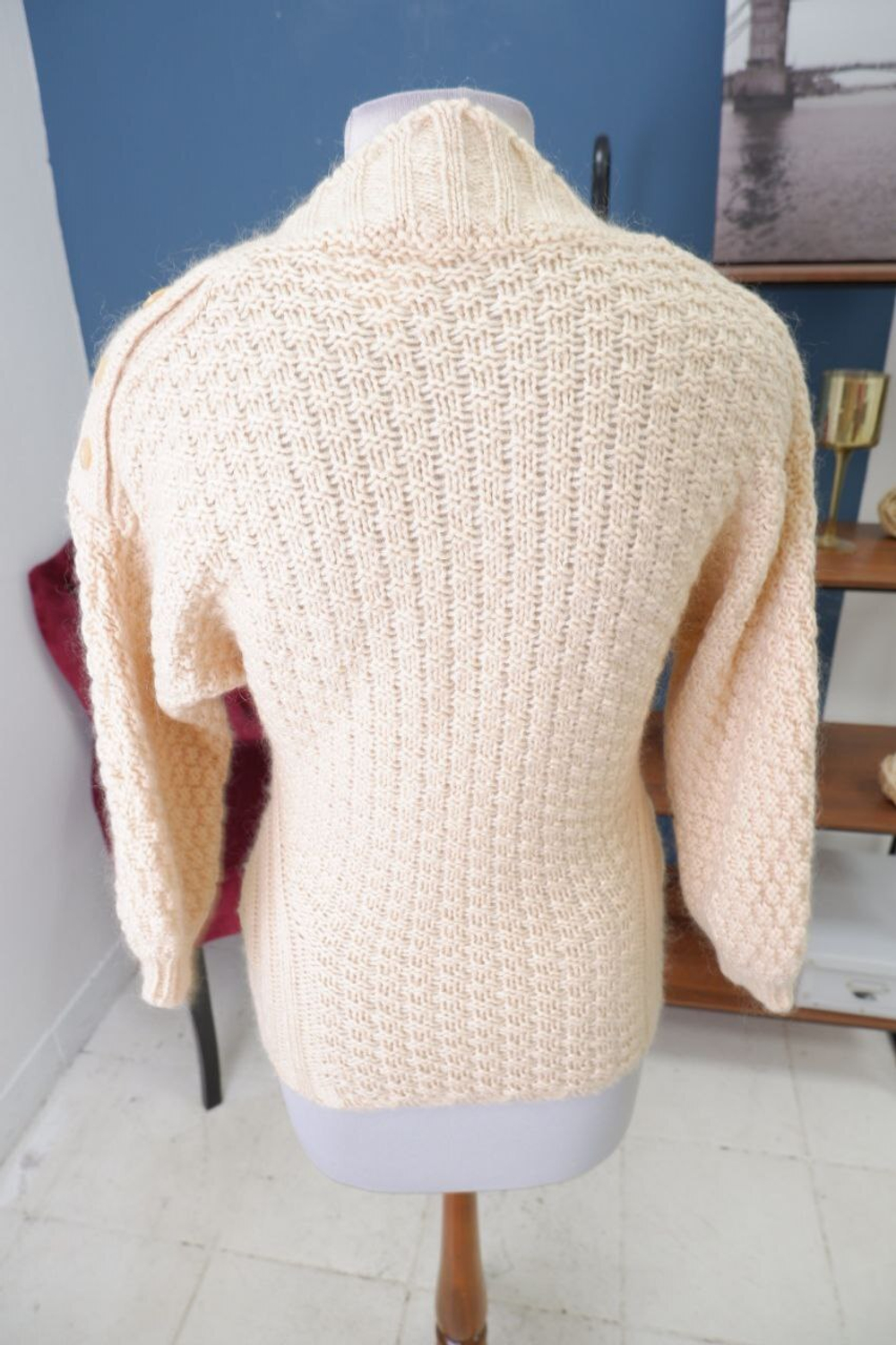 Свитер с шерстью 42 размер