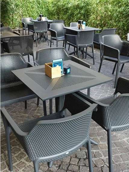 Пластиковый стол Clip 70х70 см антрацит