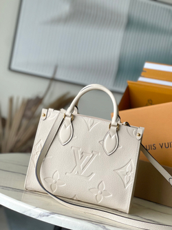 Louis Vuitton Onthego PM