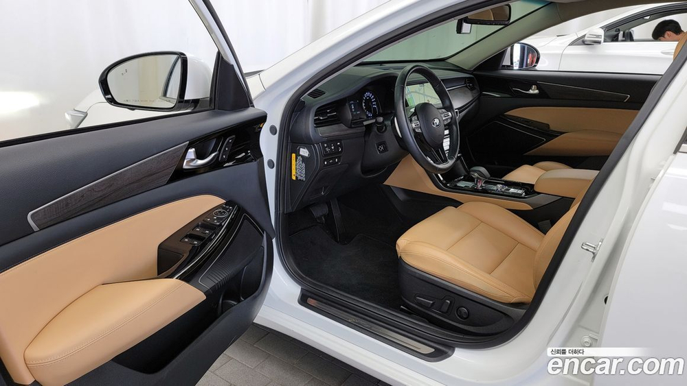 Kia K7 (Cadenza) Premier 2.5 GDI Noblesse (10.2019)