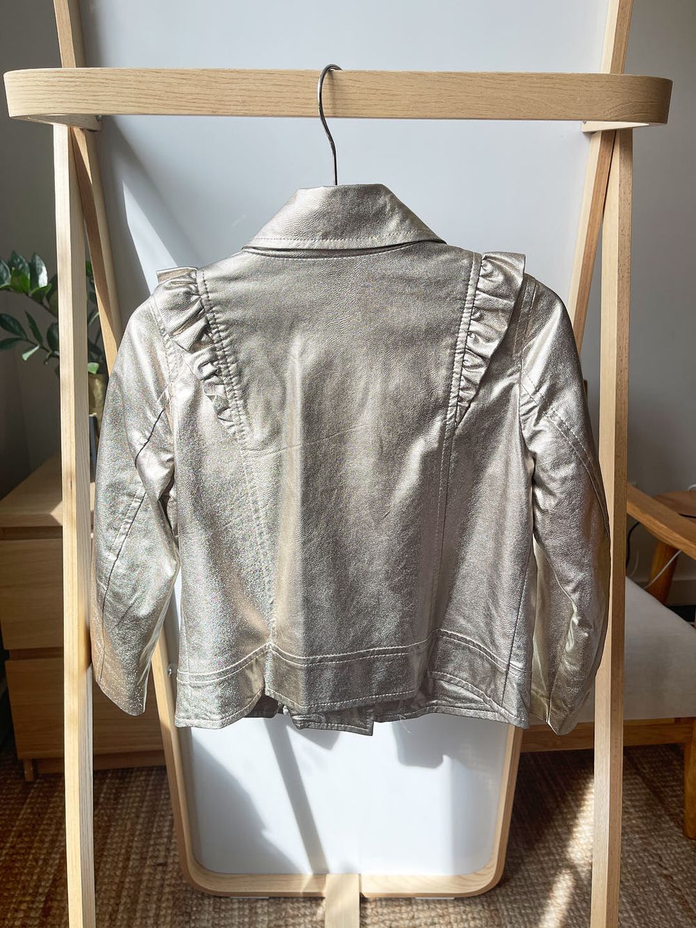 Новая куртка Simonetta, 104