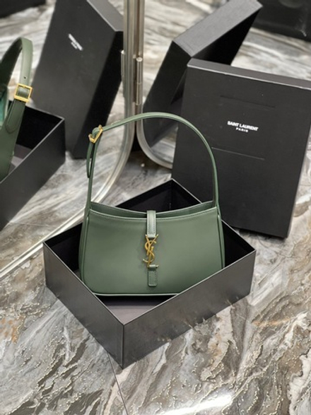 Saint Laurent Le 5 à 7 Hobo Bag
