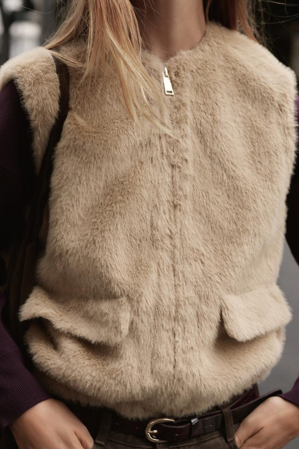 ZARA ЖИЛЕТ ИЗ ИСКУССТВЕННОГО МЕХА НА МОЛНИИ, РЫЖЕВАТО-КОРИЧНЕВЫЙ